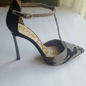 Sam Edelman pointed mettal heels Size-7.5